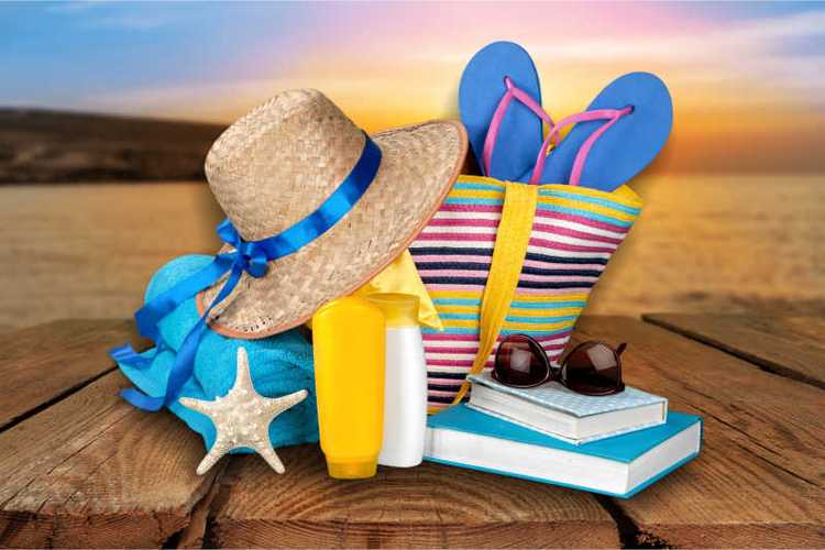 女性旅行准备的一系列日常用品